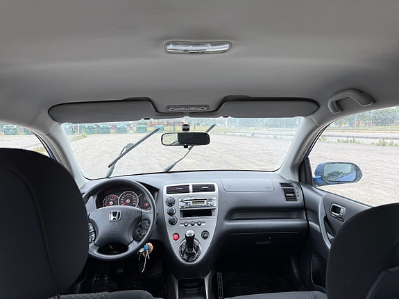Honda Civic 4 of 5