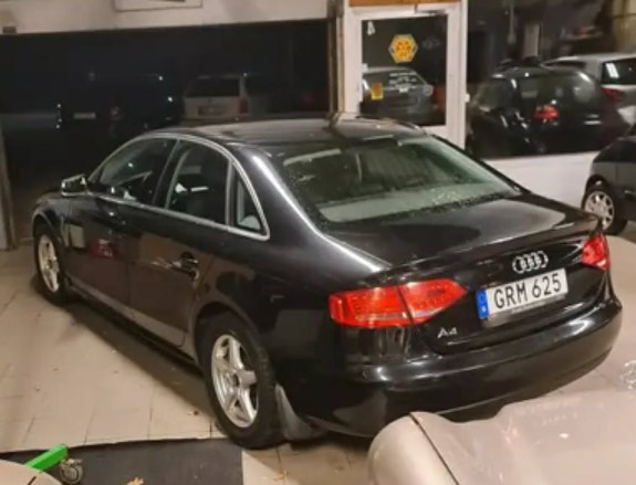 Audi A4 5 of 5