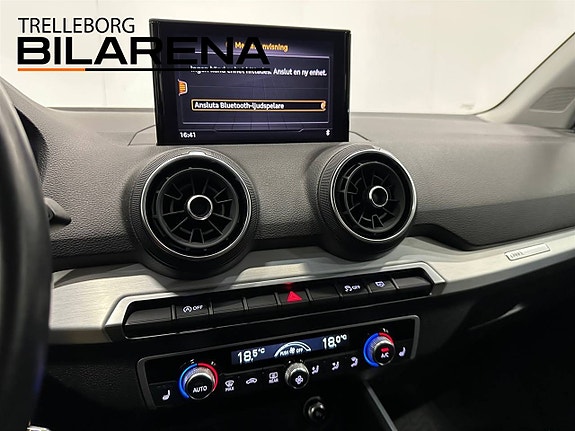 Audi Q2 21 of 24