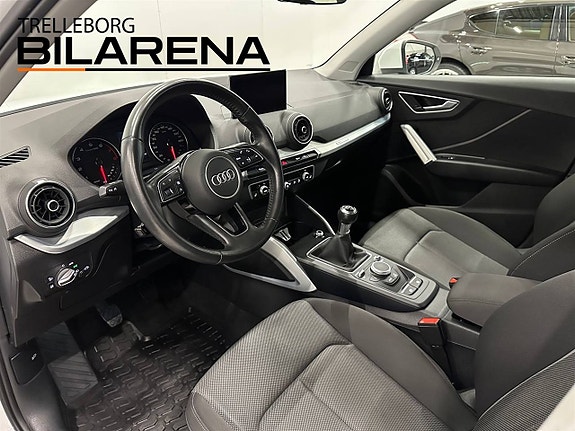 Audi Q2 10 of 24
