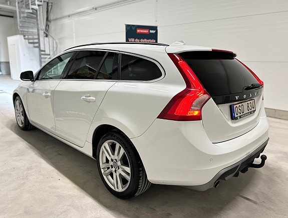 Volvo V60 5 of 29