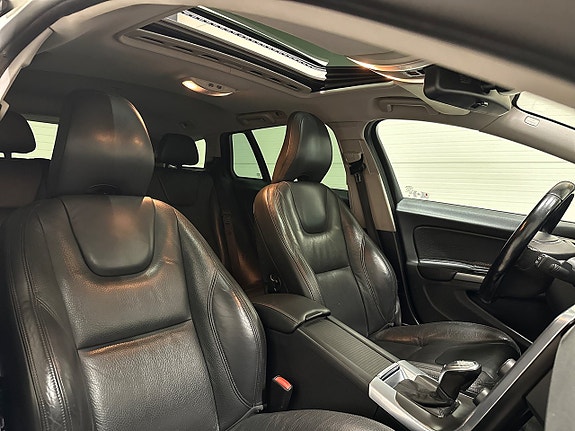 Volvo V60 12 of 29