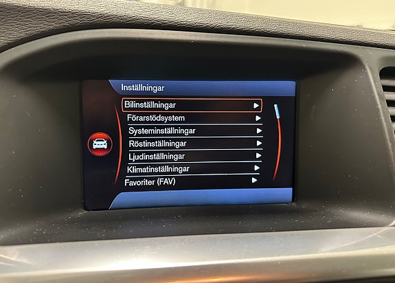 Volvo V60 23 of 29