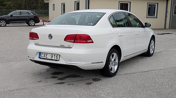 Volkswagen Passat 4 of 5