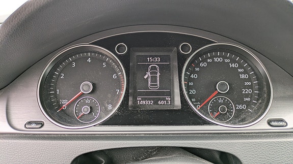 Volkswagen Passat 8 of 9