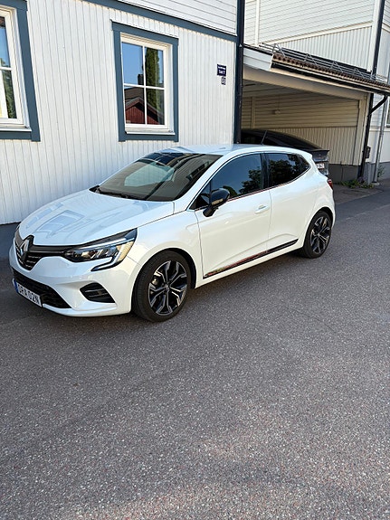 Renault Clio 3 of 6