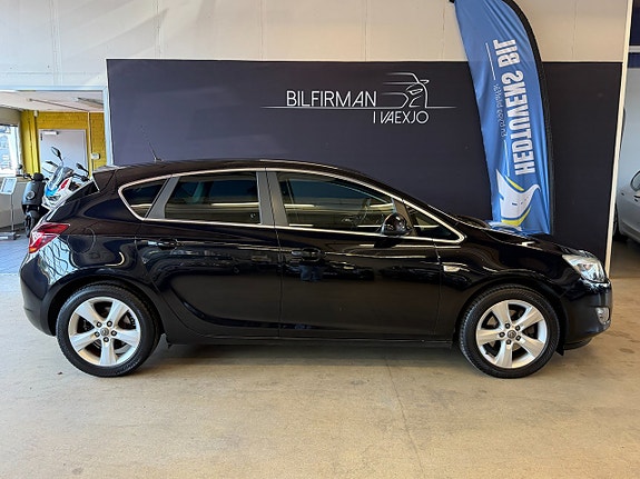 Opel Astra 4 of 5