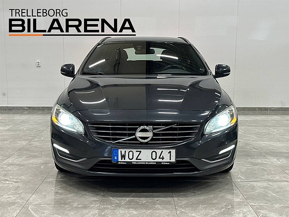 Volvo V60 3 of 5