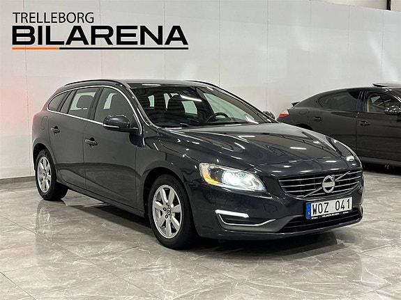 Volvo V60 2 of 5