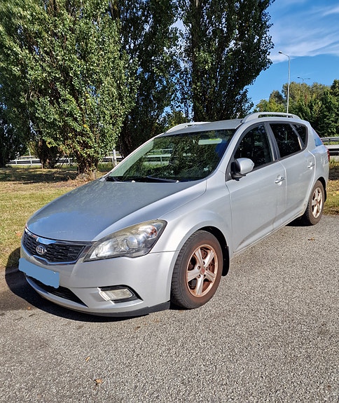 Kia Ceed 6 of 8