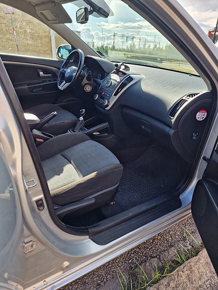 Kia Ceed 7 of 8