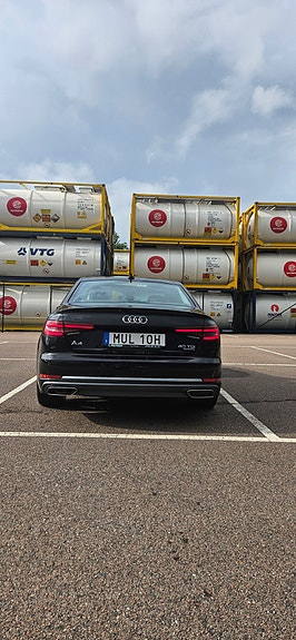 Audi A4 3 of 5