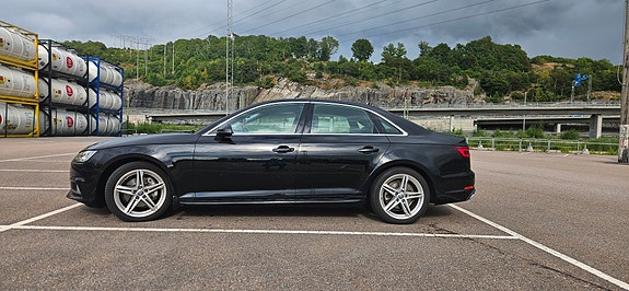 Audi A4 2 of 5