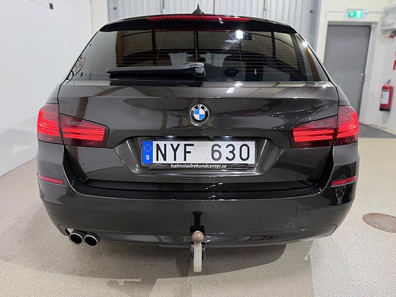 BMW 520d 4 of 5