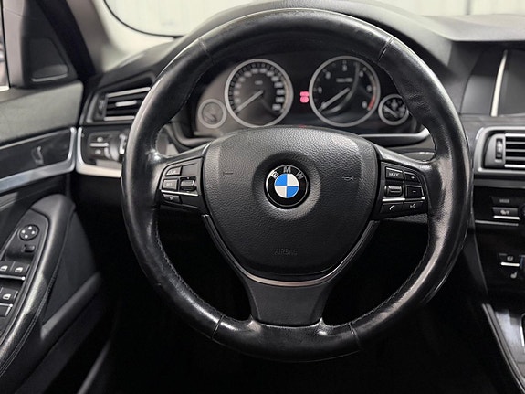 BMW 520d 13 of 28