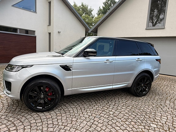 Land Rover Range Rover Sport 7 of 22