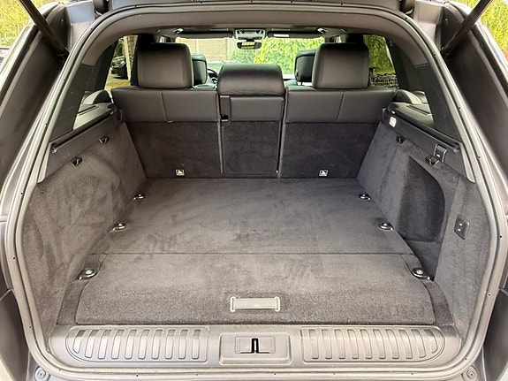 Land Rover Range Rover Sport 5 of 5