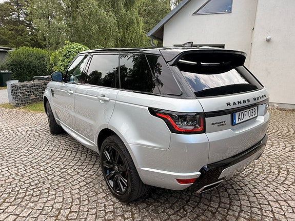 Land Rover Range Rover Sport 6 of 22