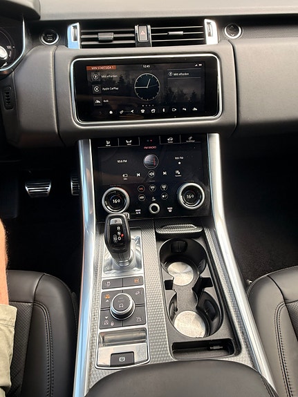 Land Rover Range Rover Sport 14 of 22