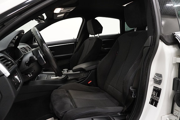 BMW 430i 11 of 27