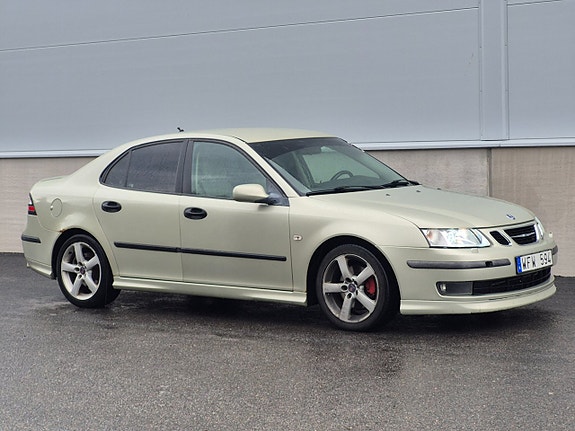 Saab 9-3 2 of 5