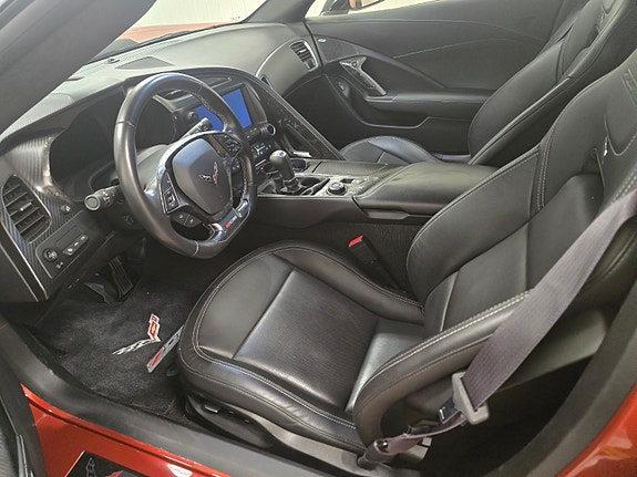 Chevrolet Corvette 10 of 30