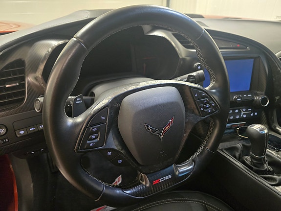 Chevrolet Corvette 9 of 30
