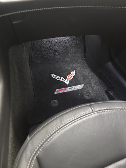 Chevrolet Corvette 12 of 30