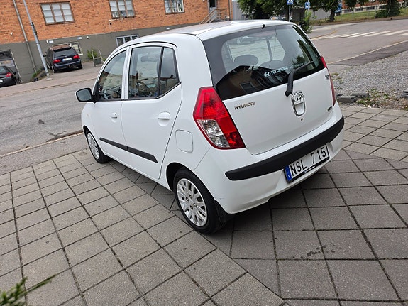 Hyundai i10 16 of 18