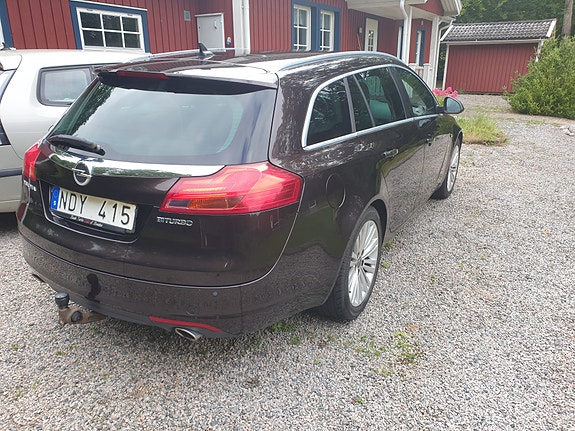 Opel Insignia 4 of 5