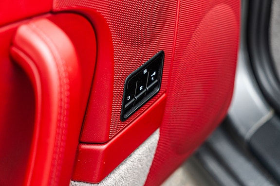 Porsche 911 Carrera S 15 of 19