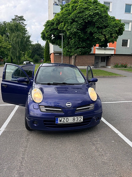 Nissan Micra 2 of 5