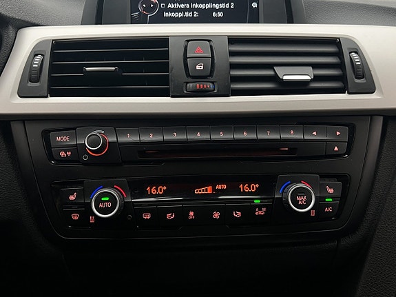 BMW 318d 19 of 30