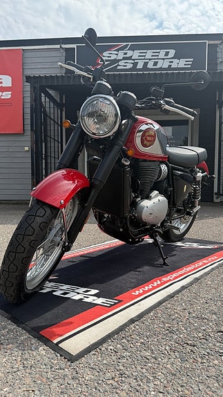 BSA Gold Star 650 - Insignia Red | Klassisk brittisk design i modern tappning 4 of 4