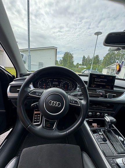 Audi A6 allroad 4 of 9
