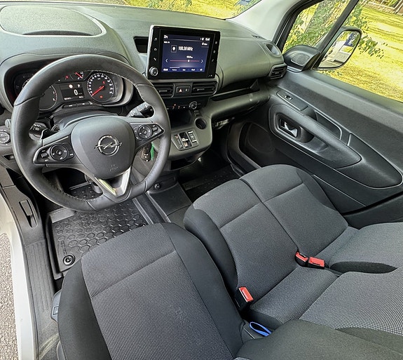 Opel Combo 11 of 22