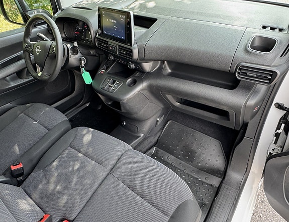 Opel Combo 10 of 22
