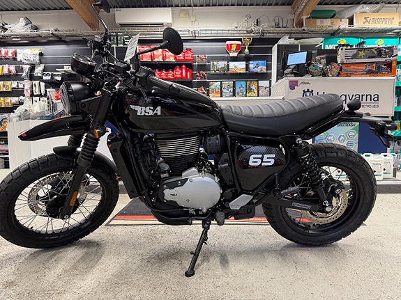 BSA Scrambler 650 - Raven Black | 60 månaders räntefritt på BSA! 5 of 8