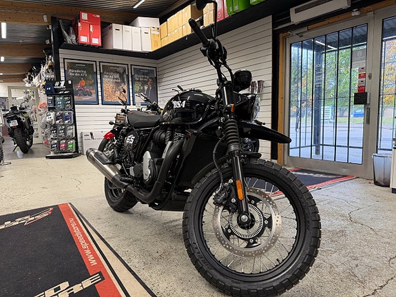 BSA Scrambler 650 - Raven Black | 60 månaders räntefritt på BSA! 7 of 8