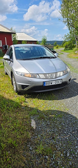 Honda Civic 4 of 5