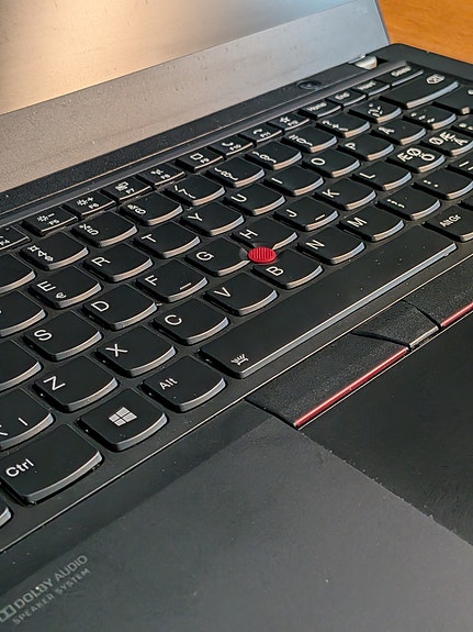 Lenovo ThinkPad T14 Gen 1 laptop 14" svart image 2