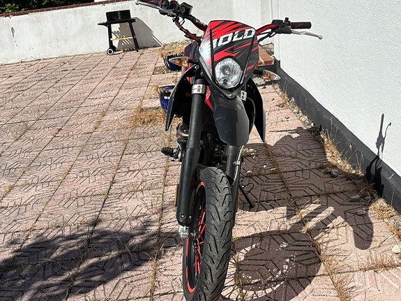 Aprilia SX125 4 of 8