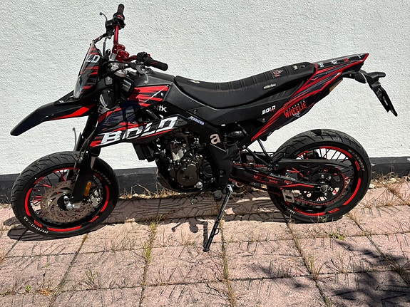 Aprilia SX125 5 of 8