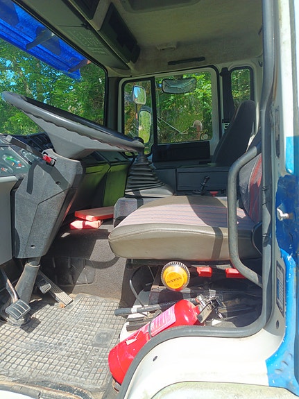 Volvo FL614 2 of 3