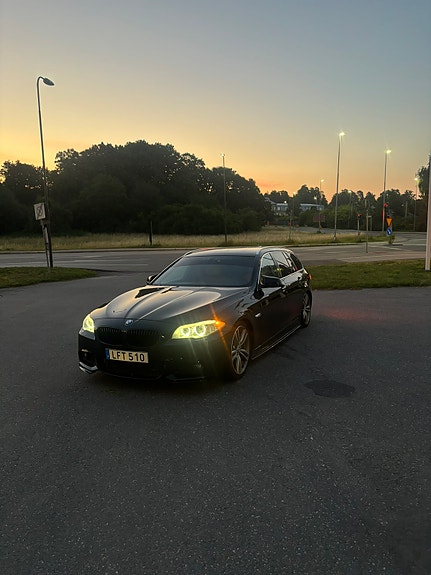 BMW 530d 2 of 11
