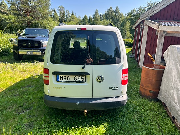 Volkswagen Caddy Maxi 5 of 5