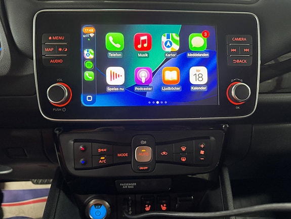 Nissan Leaf 19 of 23
