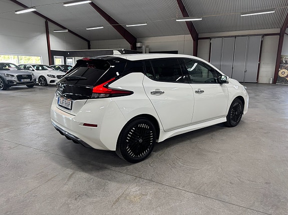 Nissan Leaf 2 of 5