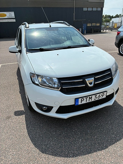 Dacia Logan 2 of 5