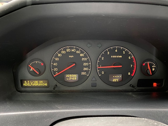 Volvo S60 5 of 5